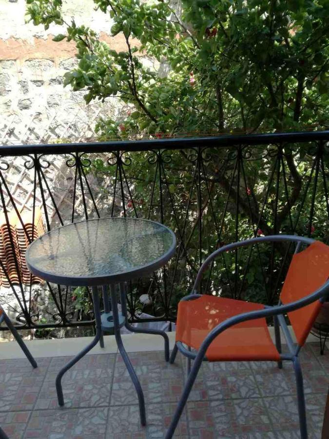 Μαχη Ενοικιαζόμενα Δωμάτια Mythimna Exterior photo