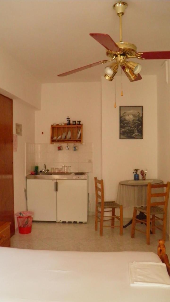 Μαχη Ενοικιαζόμενα Δωμάτια Mythimna Exterior photo